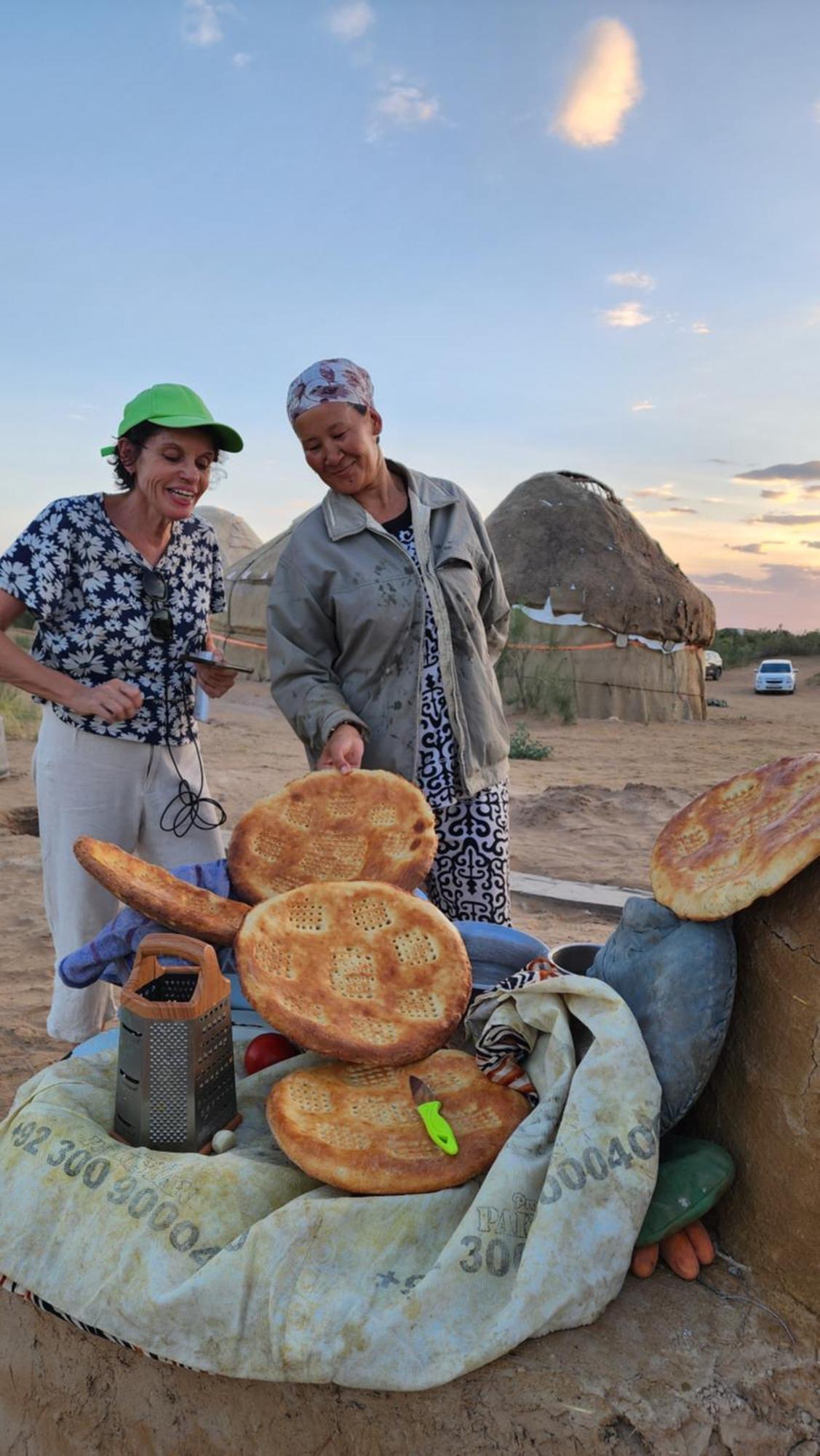 Authentic Uzbek Yurt Camp Eco-Friendly Hotel Nurota Bagian luar foto