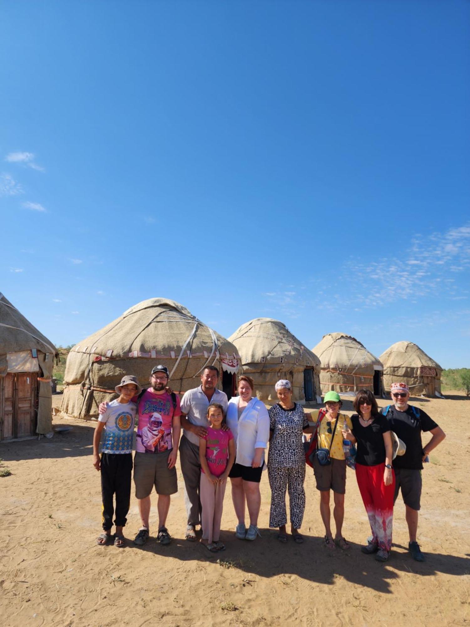 Authentic Uzbek Yurt Camp Eco-Friendly Hotel Nurota Bagian luar foto